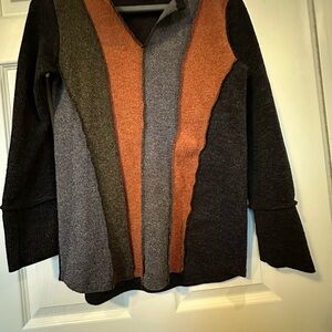 7th Ray Multicolor V-Neck Sweater